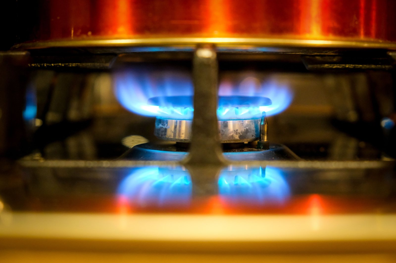 Natural gas cooking at home